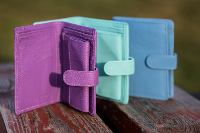 Leather wallets for women and men Radka Sillerova Atelier