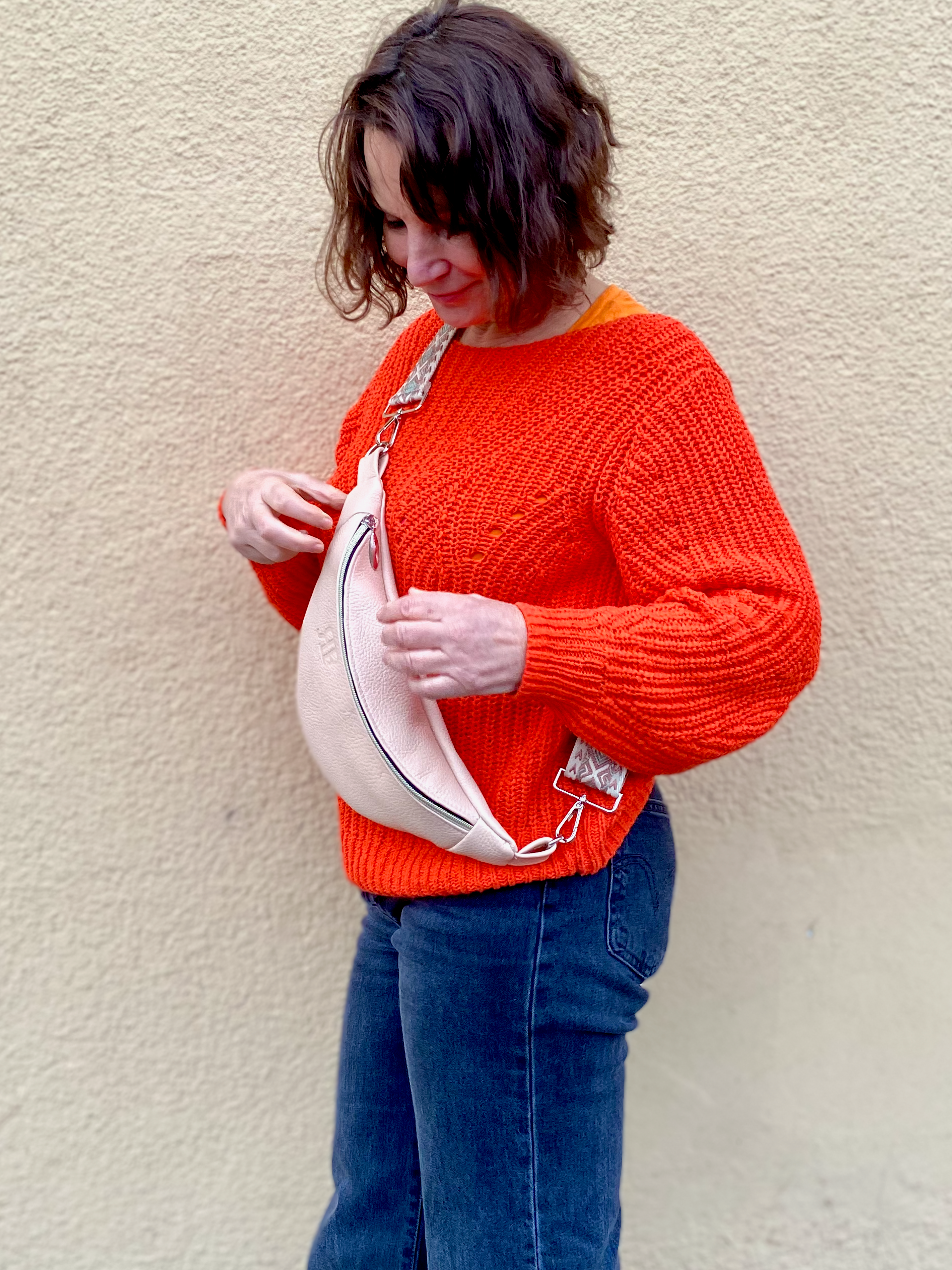 Handmade Leather Bum Bag, Funny Pack – Stylish, Practical for Everyday Use - Radka Sillerova Atelier 