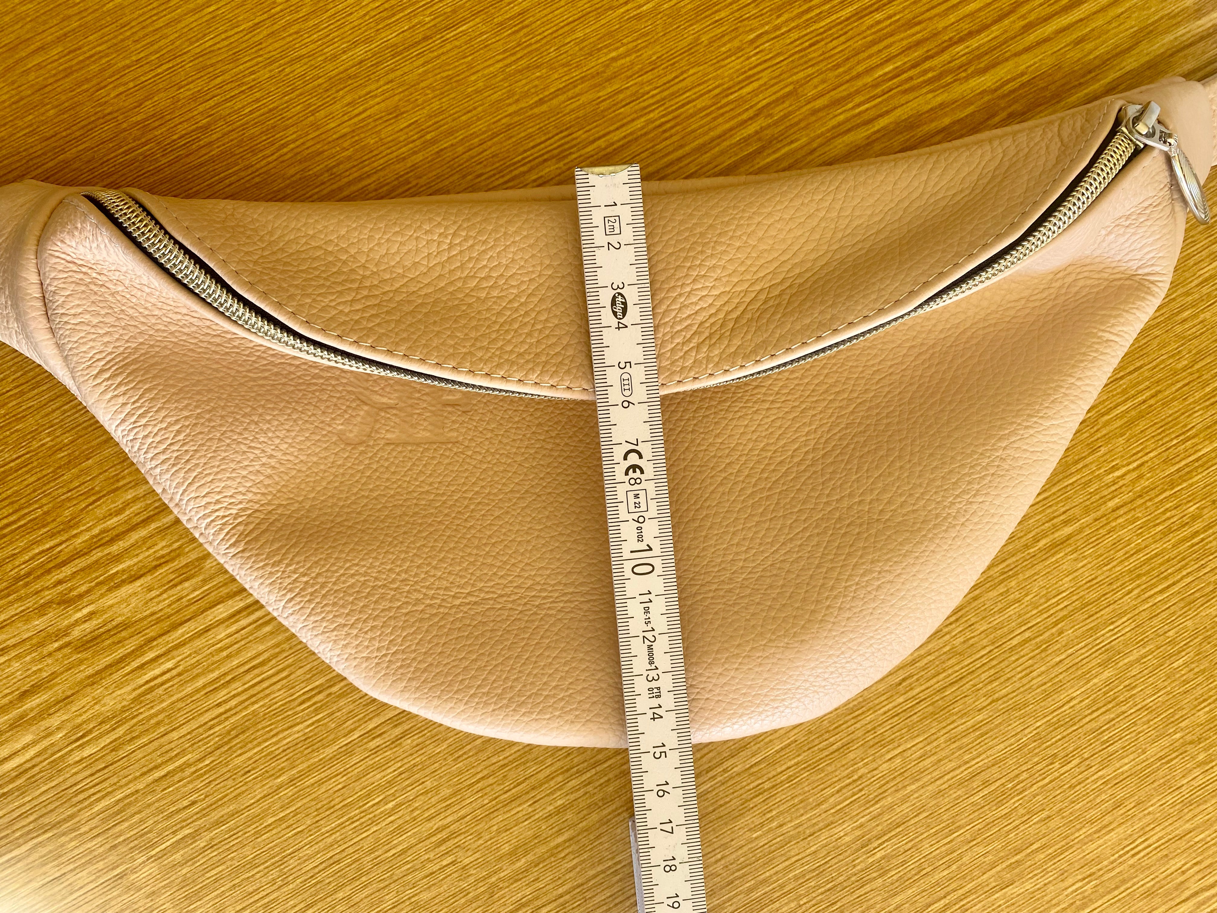 Handmade Leather Bum Bag, Funny Pack – Stylish, Practical for Everyday Use - Radka Sillerova Atelier 