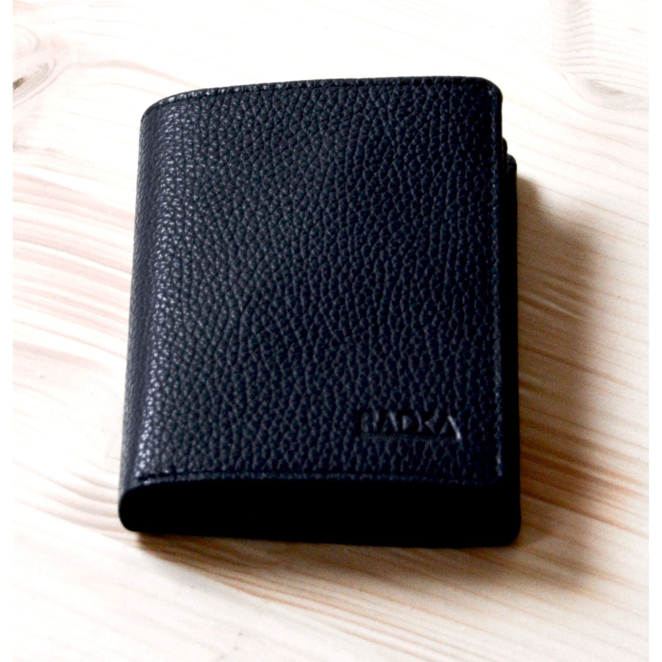 Handmade Leather Wallet for Men – Elegant, Functional & Built to Last - Radka Sillerova Atelier 