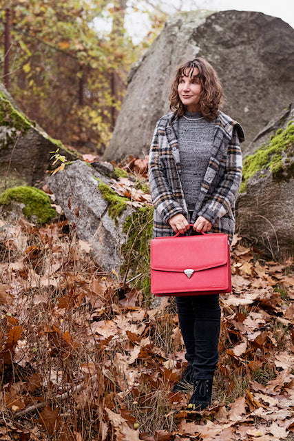 Handmade Leather Briefcase for Women – Elegant, Professional & Laptop-Friendly Work Bag - Radka Sillerova Atelier 