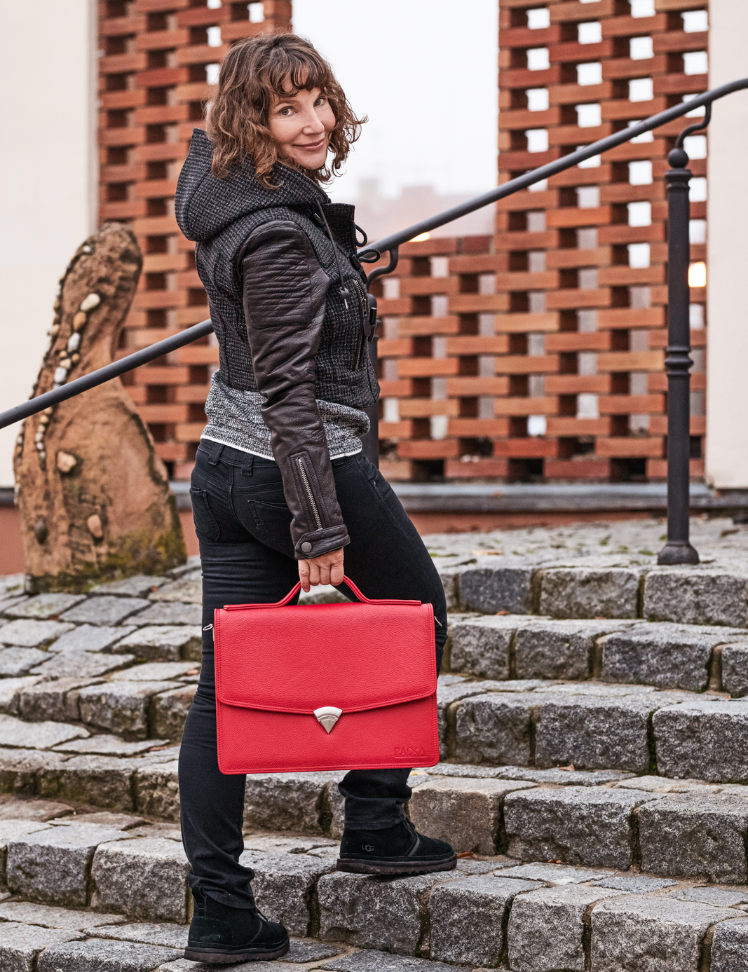 Handmade Leather Briefcase for Women – Elegant, Professional & Laptop-Friendly Work Bag - Radka Sillerova Atelier 