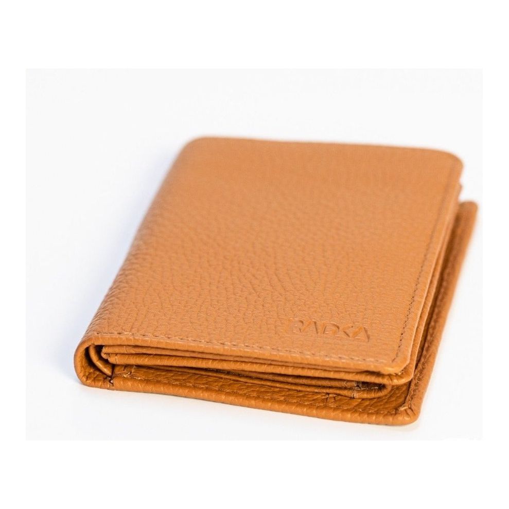 Handmade Leather Wallet for Men – Elegant, Functional & Built to Last - Radka Sillerova Atelier 
