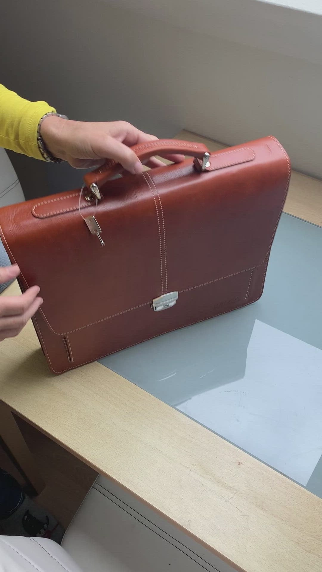 business leather laptop bag