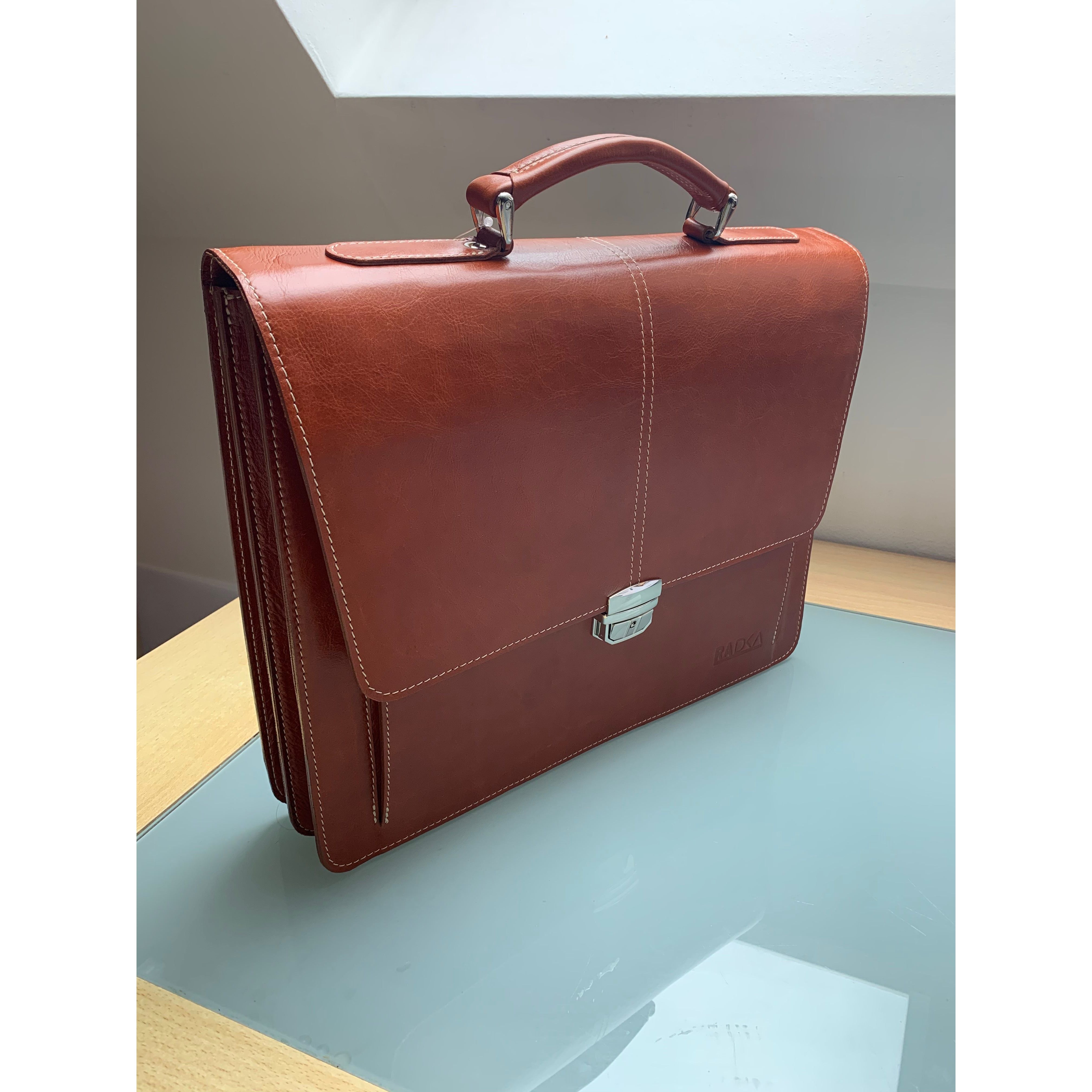 Handmade Italian Leather Briefcase for Men - Radka Sillerova Atelier 